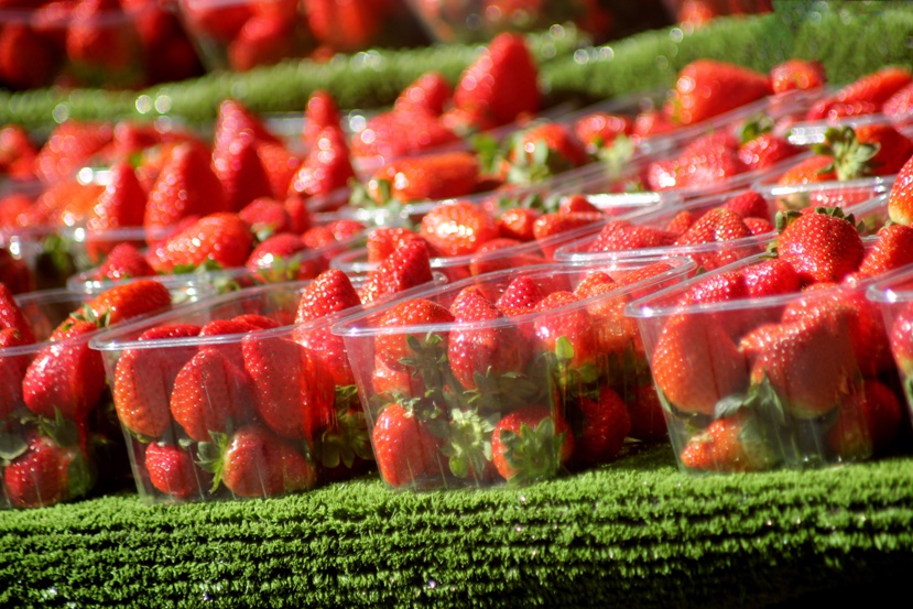 wimbledon-strawberries-cream