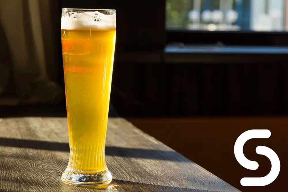 A Guide to Pilsner Beer Glasses - Smart Hospitality Supplies