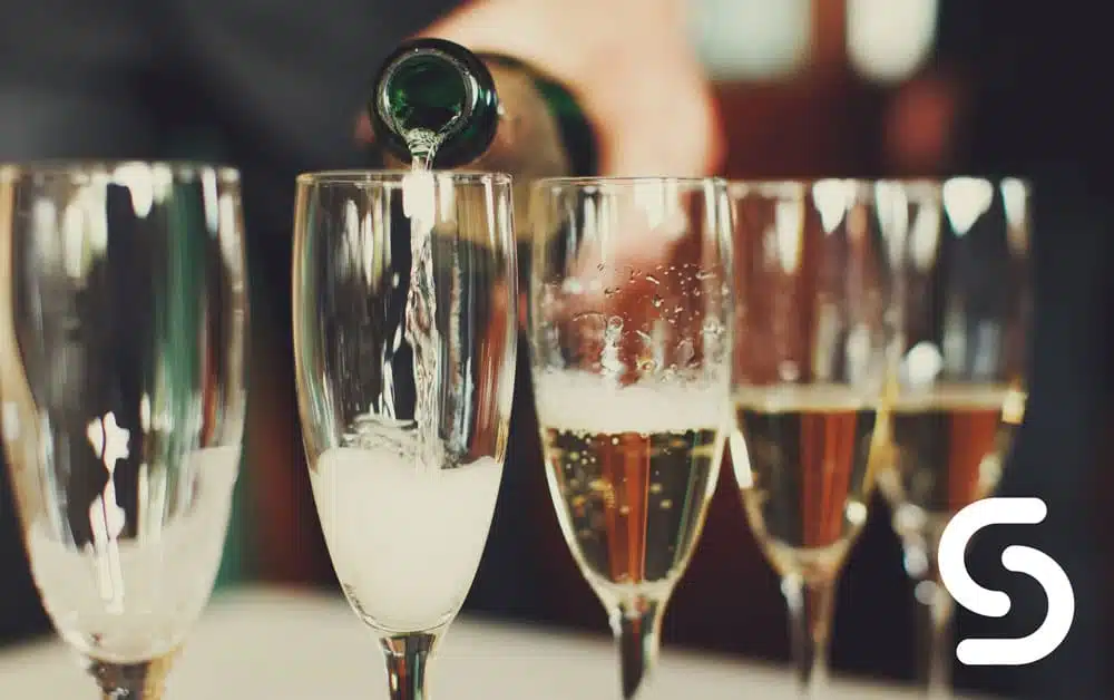 How is a Champagne Flute made? - Smart Hospitality Supplies