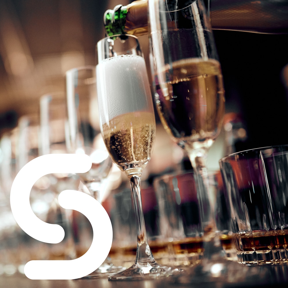 How are Champagne Flutes Made? - Smart Hospitality Supplies