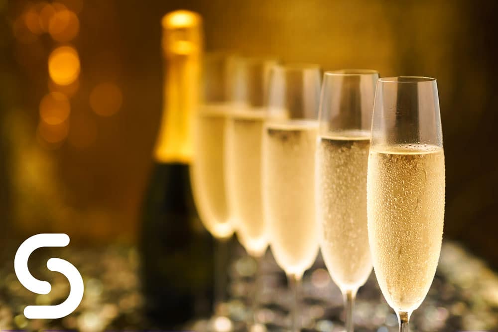 Bubbles 101: The Science Behind Champagne's Effervescence - Smart Hospitality Supplies