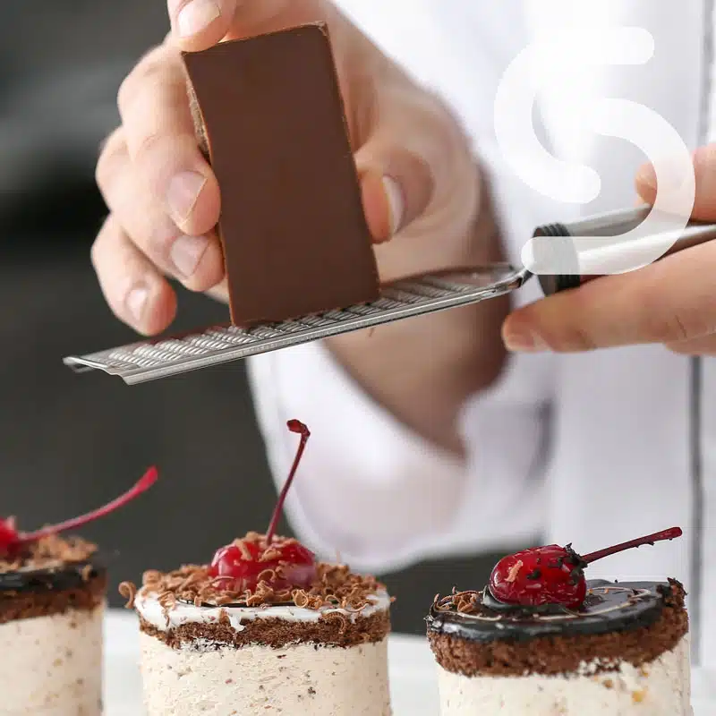 Hiring a Pastry Chef: Perfecting Your Dessert Offerings - Smart Hospitality Supplies