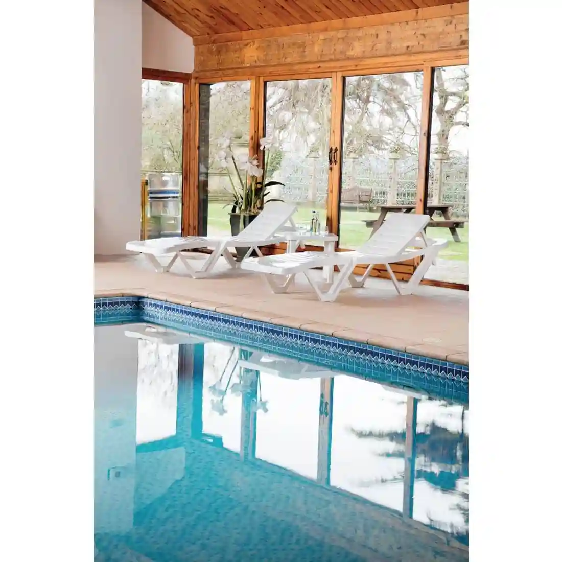 Polypropylene Sun Loungers White (Pack of 2) - Image 11