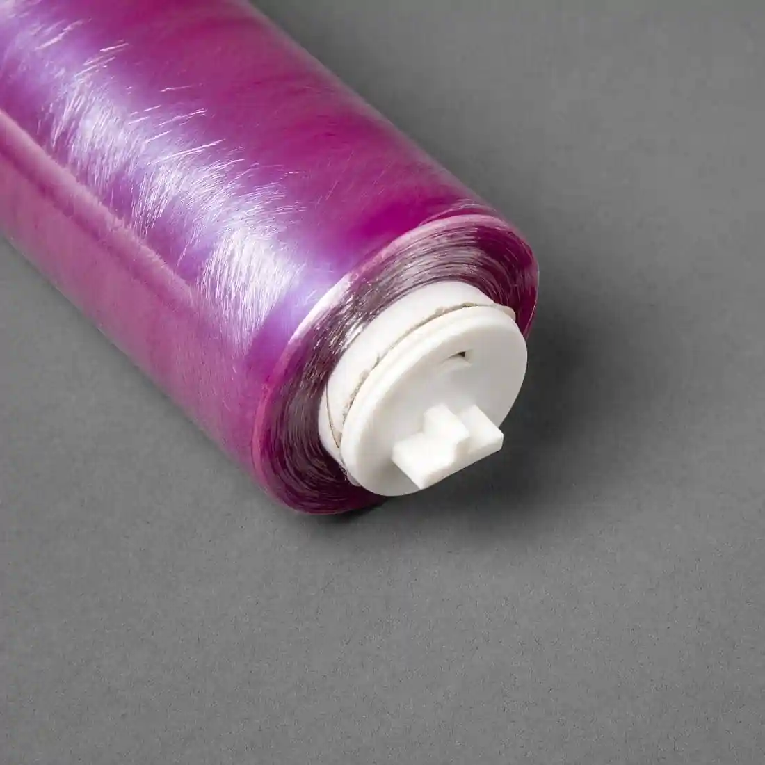 Vogue Cling Film 300m fits Wrap450 Dispenser (Pack of 3) - Image 2