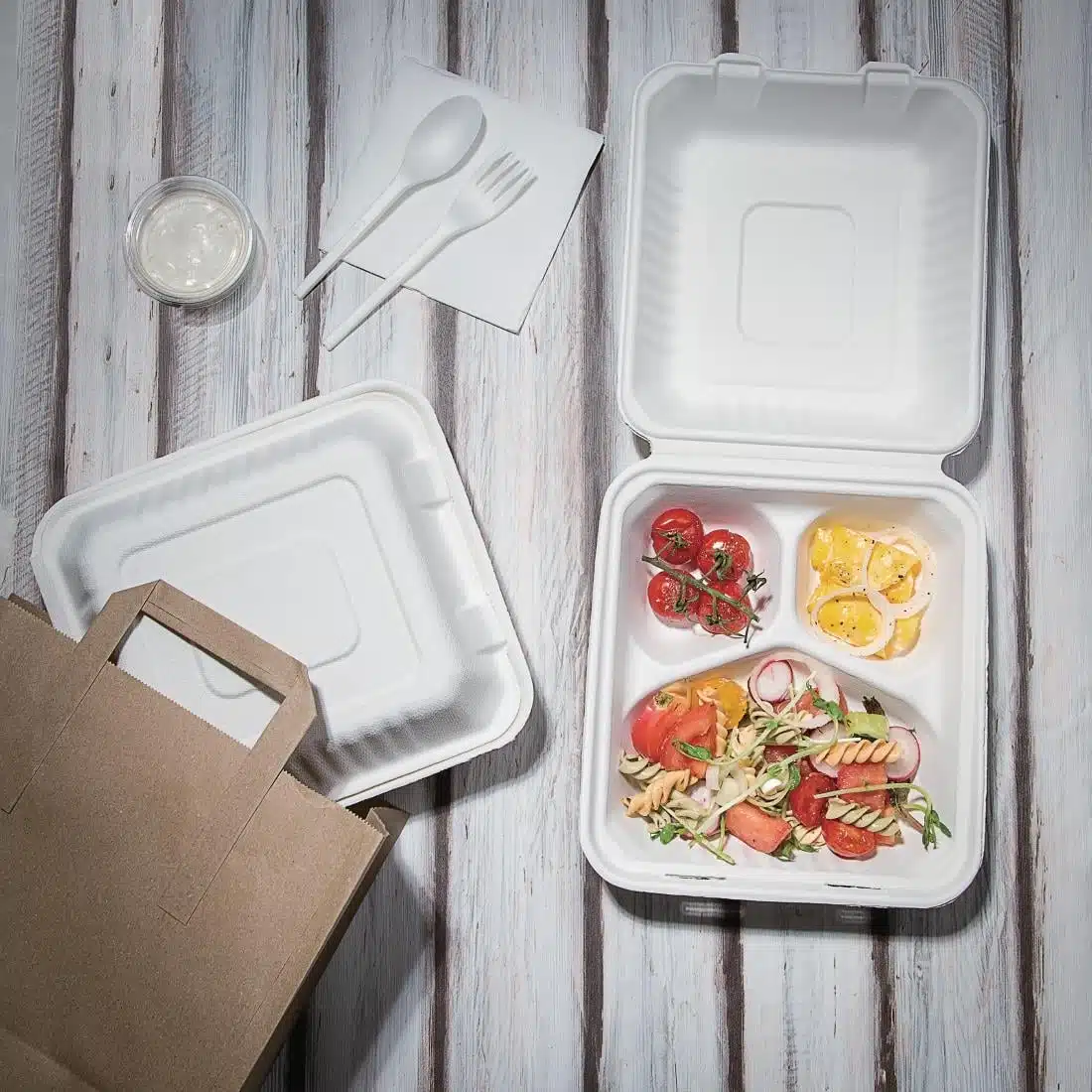 Fiesta Compostable Bagasse Hinged 3-Compartment Food Containers 201mm (Pack of 200) - Image 5