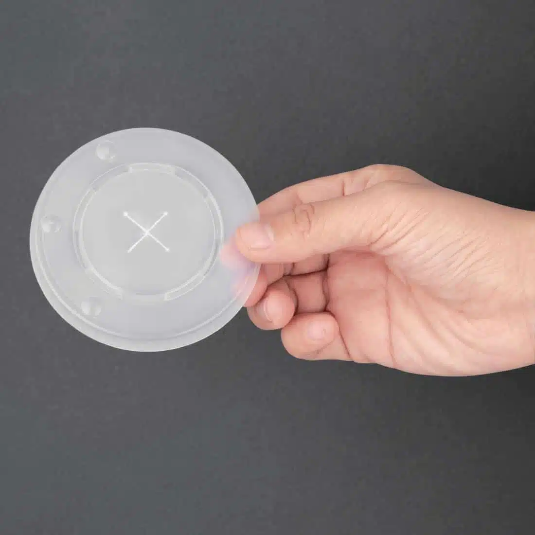 Fiesta Recyclable Polystyrene Lids for 12oz Cold Paper Cups 80mm (Pack of 1000) - Image 3