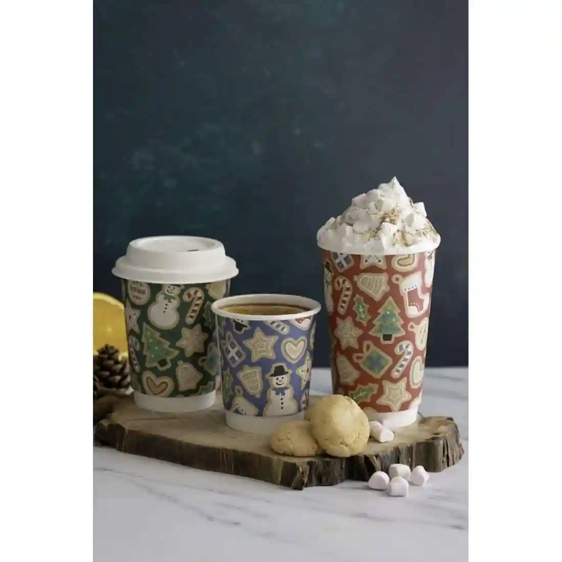 Vegware Double Wall Red Christmas Cup 89-Series 16oz (Pack of 400) - Image 2