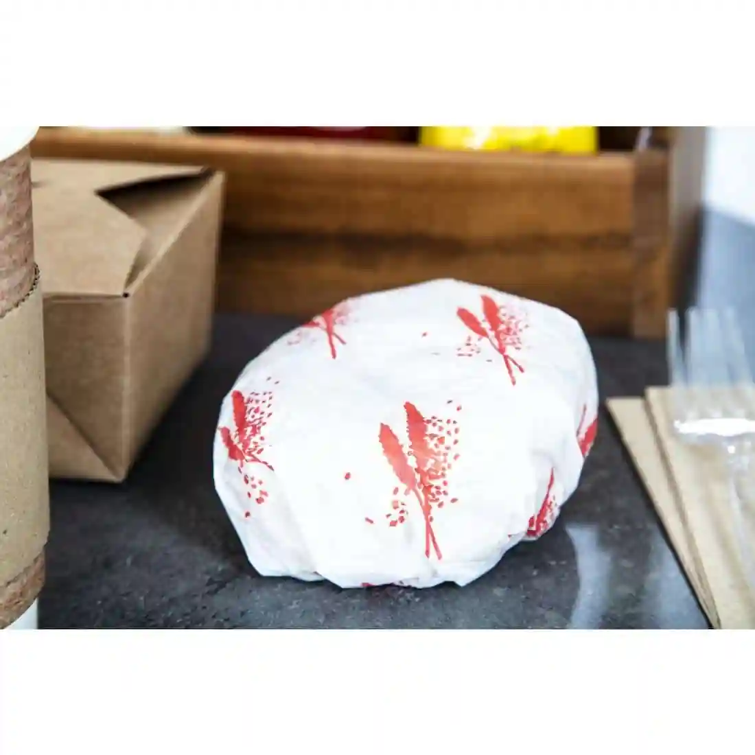 Burger Wrapping Paper Sheets Red 245 x 300mm (Pack of 1000) - Image 1