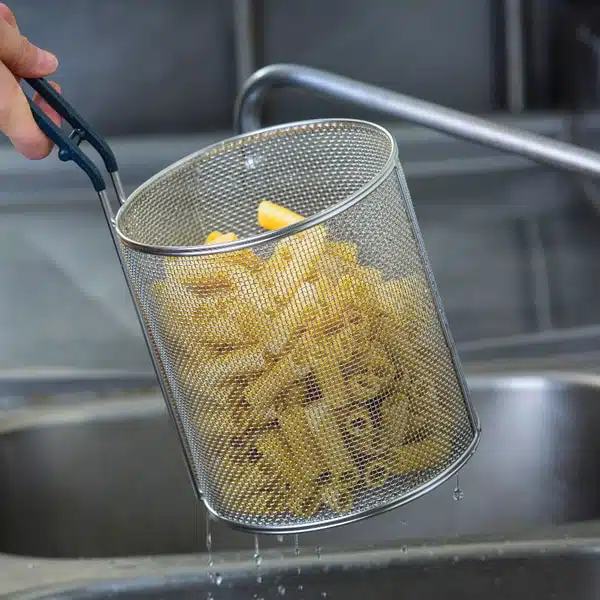 Sieves, Strainers & Colanders