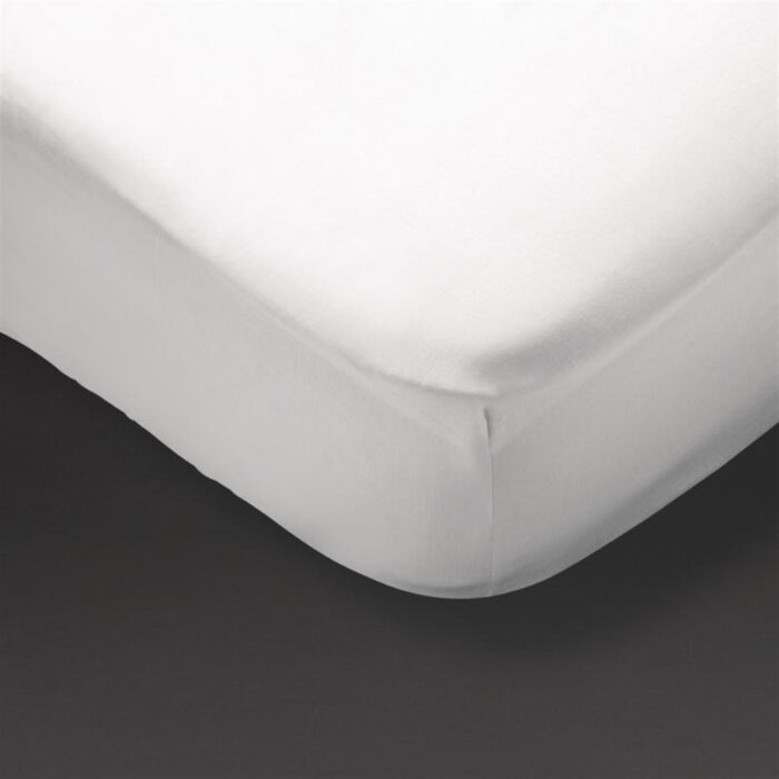 Mitre Essentials Pyramid Fitted Sheet White Super King