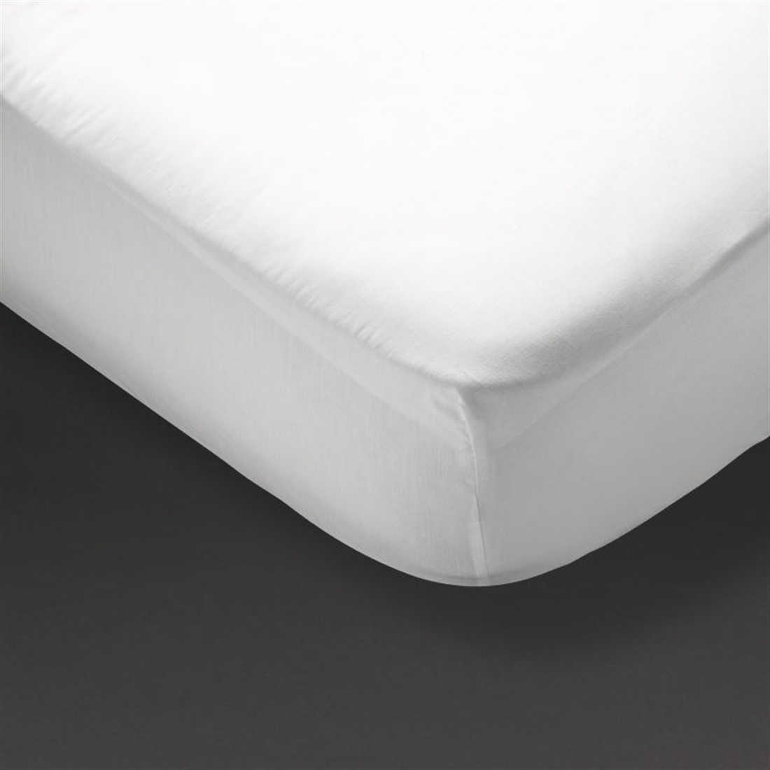 Mitre Essentials Spectrum Fitted Sheet White Double