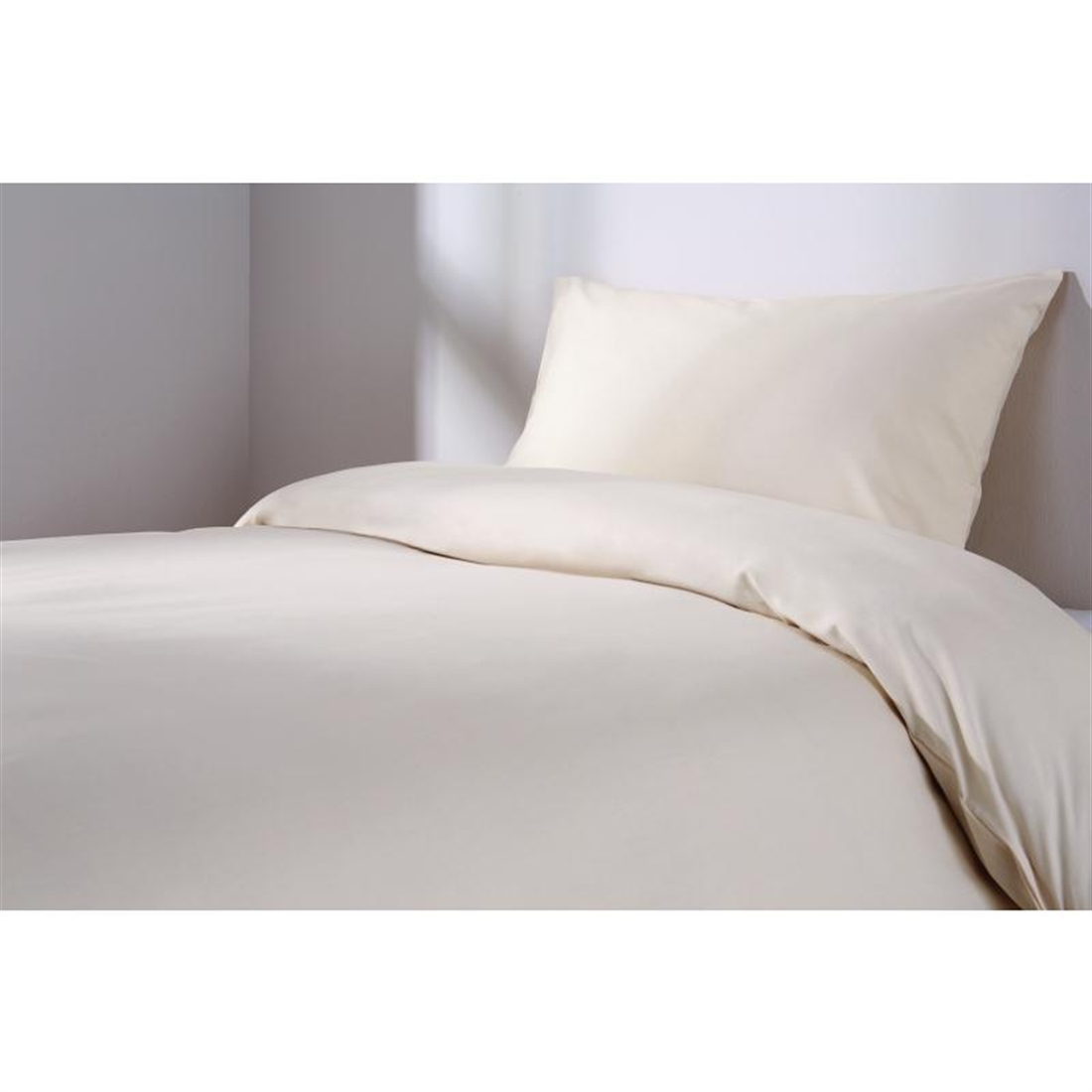 Mitre Essentials Spectrum Fitted Sheet Ivory Metric Single