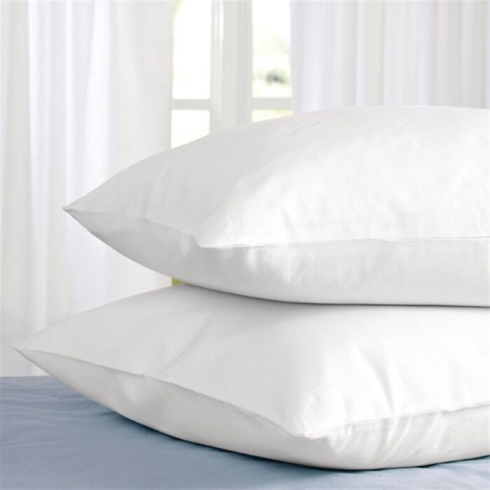 Mitre Essentials Zipped Pillow Protector