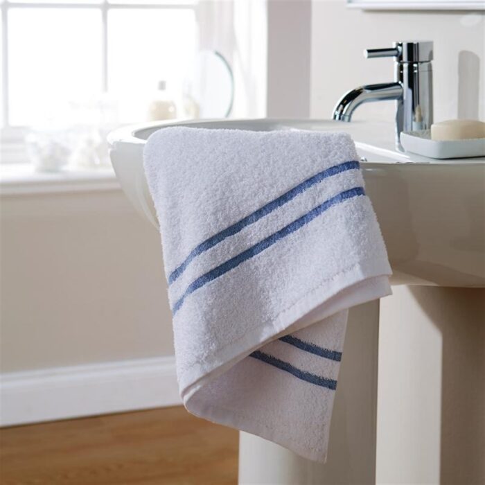 Mitre Comfort Sports Towel White