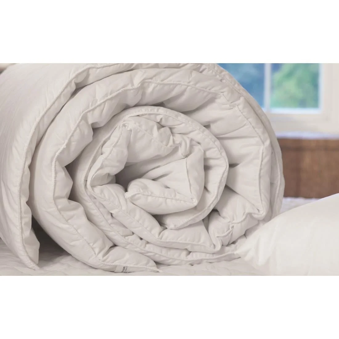 Mitre Essentials Spectrum Bedding Set Navy - Image 2