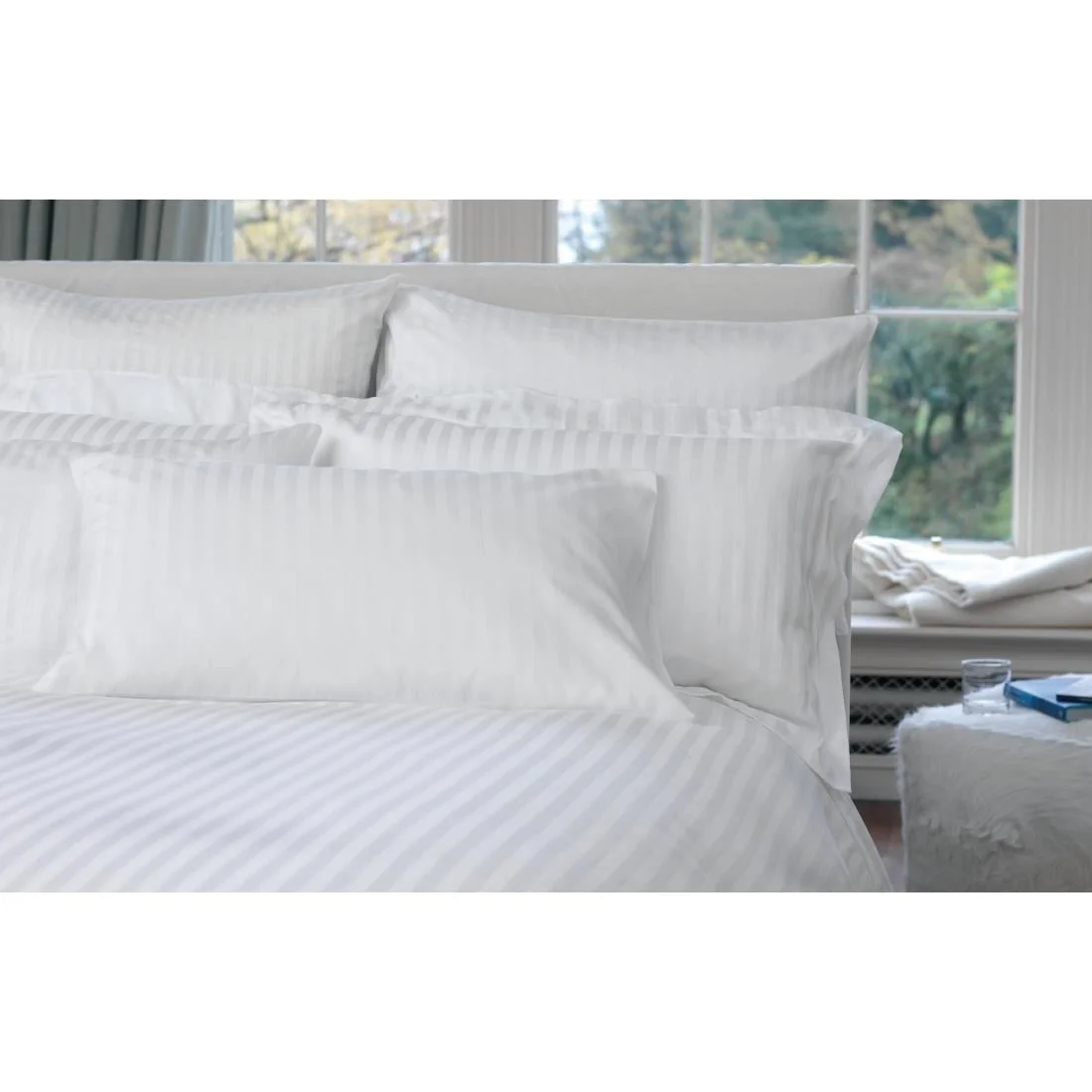 Mitre Comfort Monaco Duvet Cover King Size - Image 2