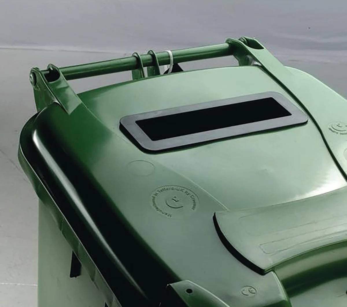 2Work Wheelie Bin Waste Slot Lid 140 Litre Green  2W10876 - Image 2