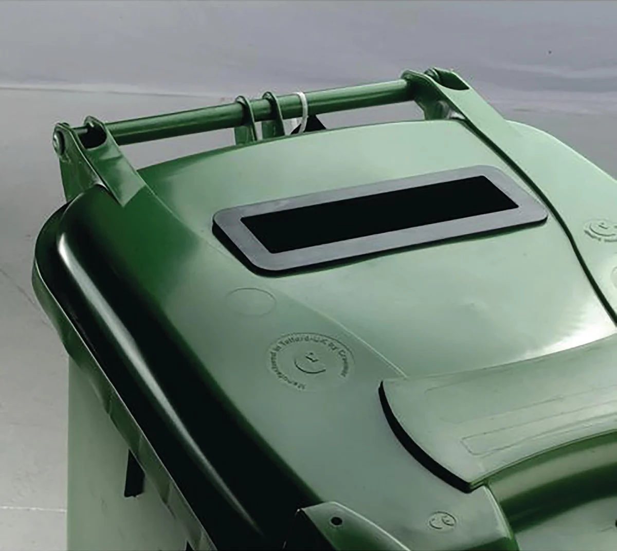2Work Wheelie Bin Waste Slot Lid 240 Litre Green  2W10881 - Image 2