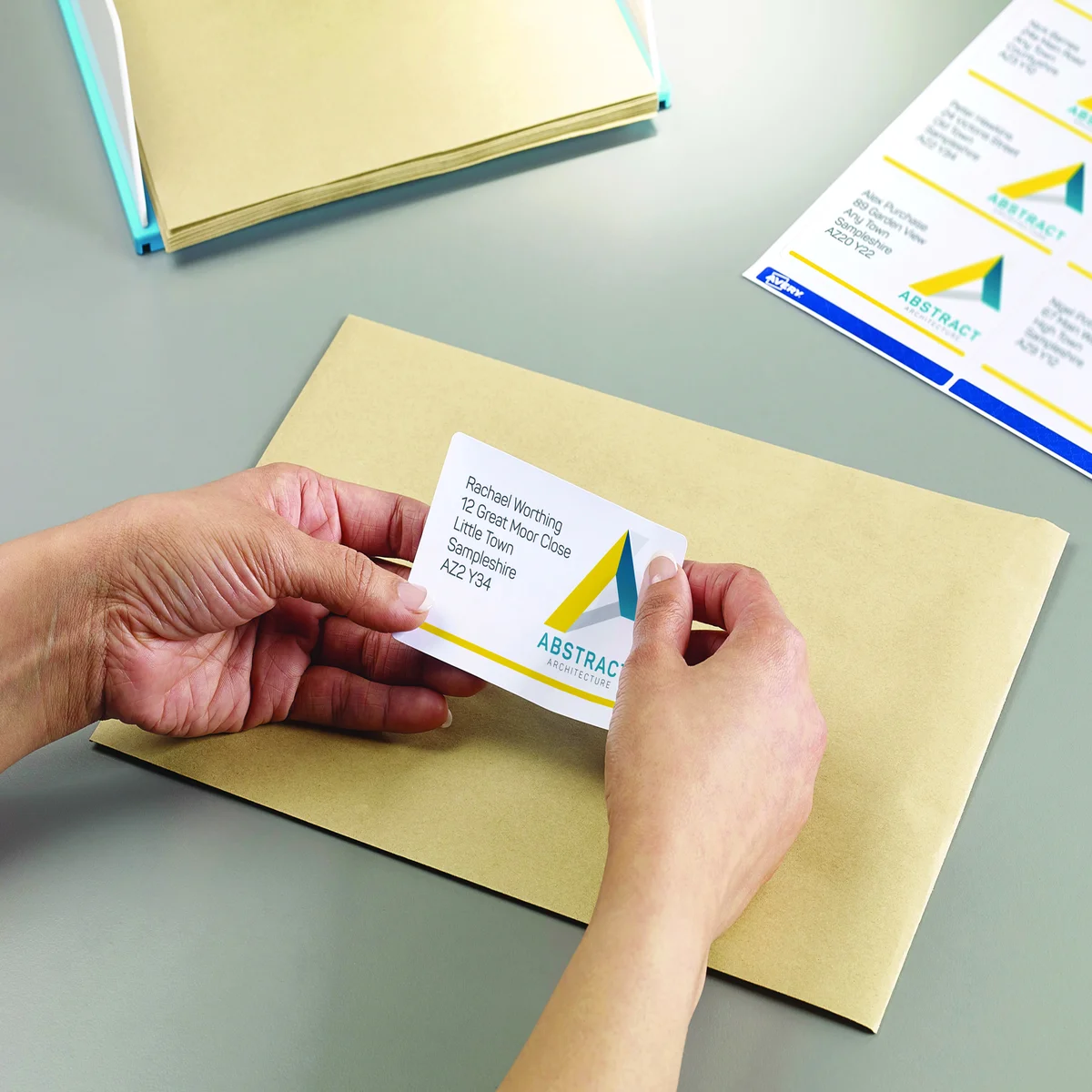 Avery Ultragrip Laser Parcel Labels 99.1x67.7mm 8 Per Sheet White (Pack of 320) L7165-40 - Image 4