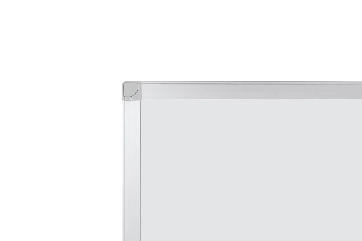 5 Star Enamel Magnetic Whiteboard with Clip-on Pen Tray 600x900mm FS669118 - Image 3