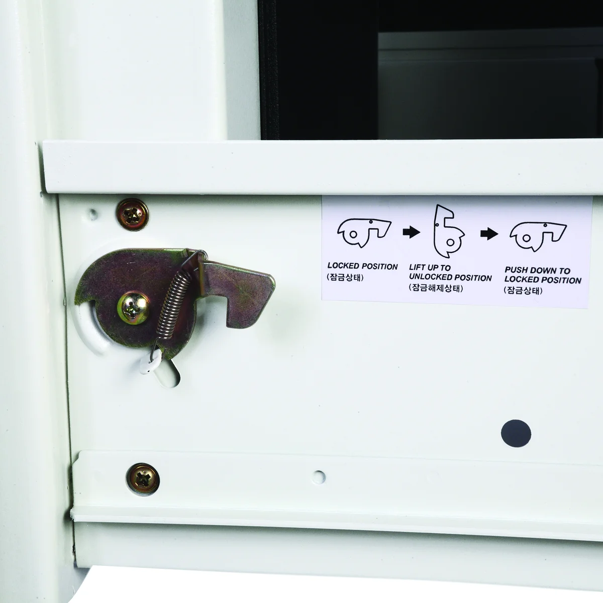 Phoenix FS2274K Vertical Fire File 4 Drawer Key Lock White FS2274K - Image 4