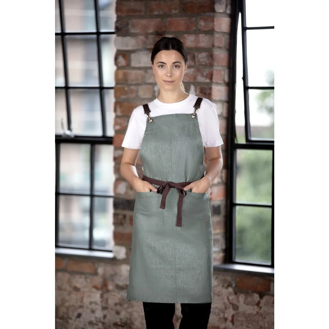 Southside Linen Blend Bib Apron Forest Green - Image 4