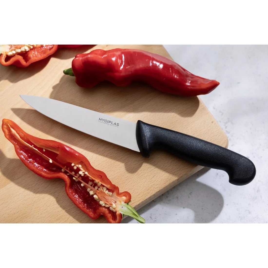 Hygiplas Chefs Knife Black 15.5cm - Image 6