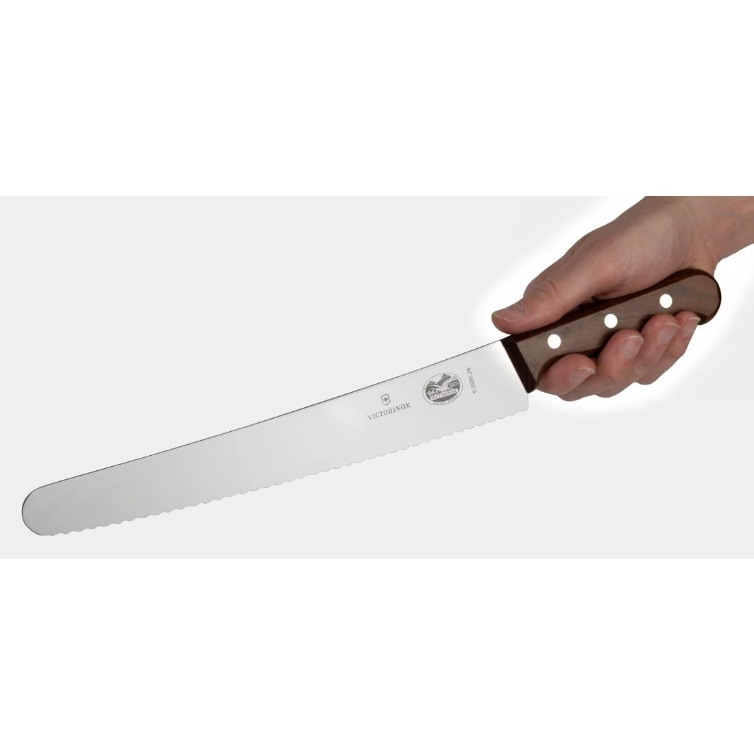 Victorinox Serrated Curved Blade Pastry Knife 25.5cm - Image 5