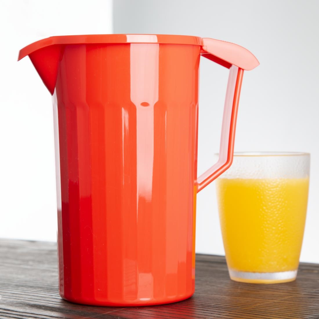 Kristallon Polycarbonate Jug Red 1.4Ltr