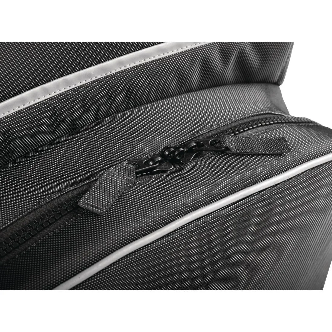 Rubbermaid Housekeeping Quick Cart Medium - Image 3