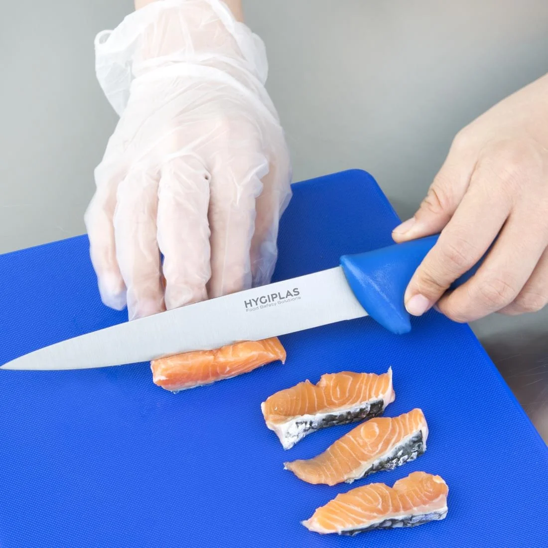 Hygiplas Low Density 7-Piece Chopping Board Set 450x300x10mm - Image 4