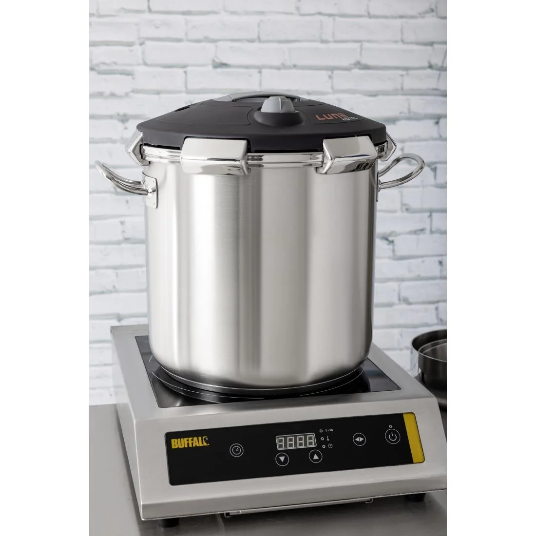Artame Pressure Cooker 23Ltr - Image 11