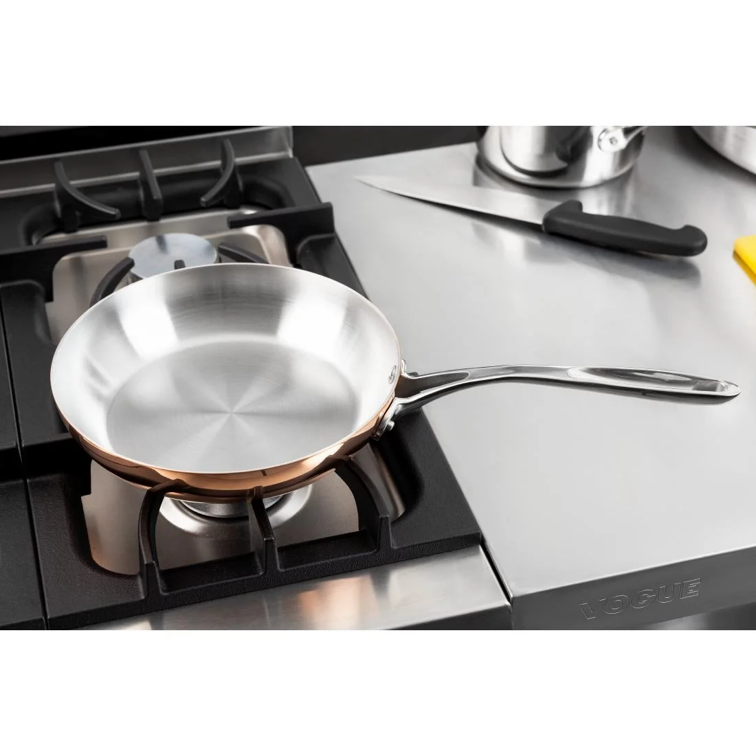 Vogue Tri Wall Copper Frying Pan 240mm - Image 8