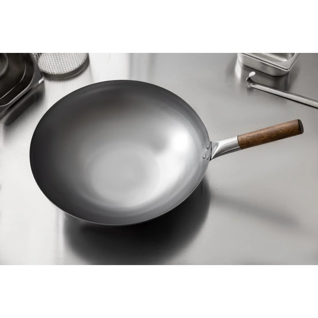 London Wok Round Bottom Wok 38cm - Image 4