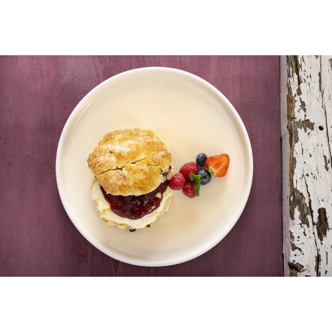 Olympia Fondant Plates Lemon 215mm (6 Pack) - Image 3