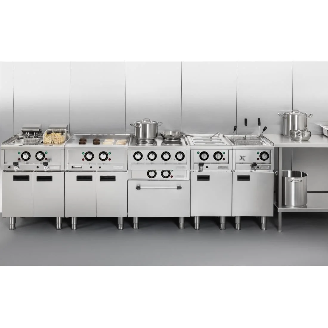 Buffalo 600 Series Countertop Electric Fryer 8Ltr - Image 2