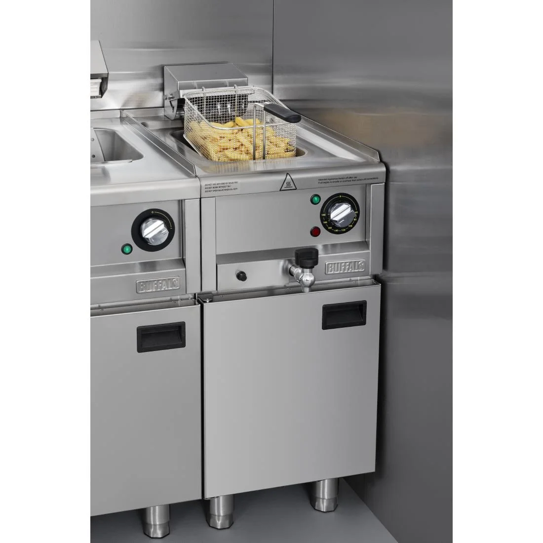 Buffalo 600 Series Countertop Electric Fryer 8Ltr - Image 8