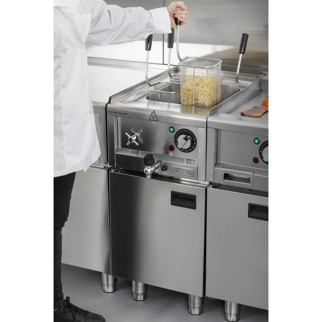 Buffalo 600 Series Electric Pasta Cooker - Image 9