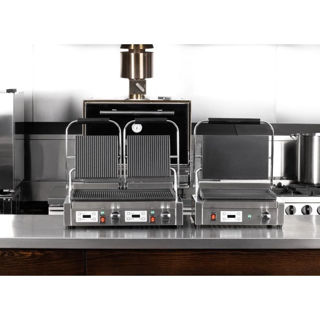 Buffalo Double Contact Grill Ribbed Plates - Image 2