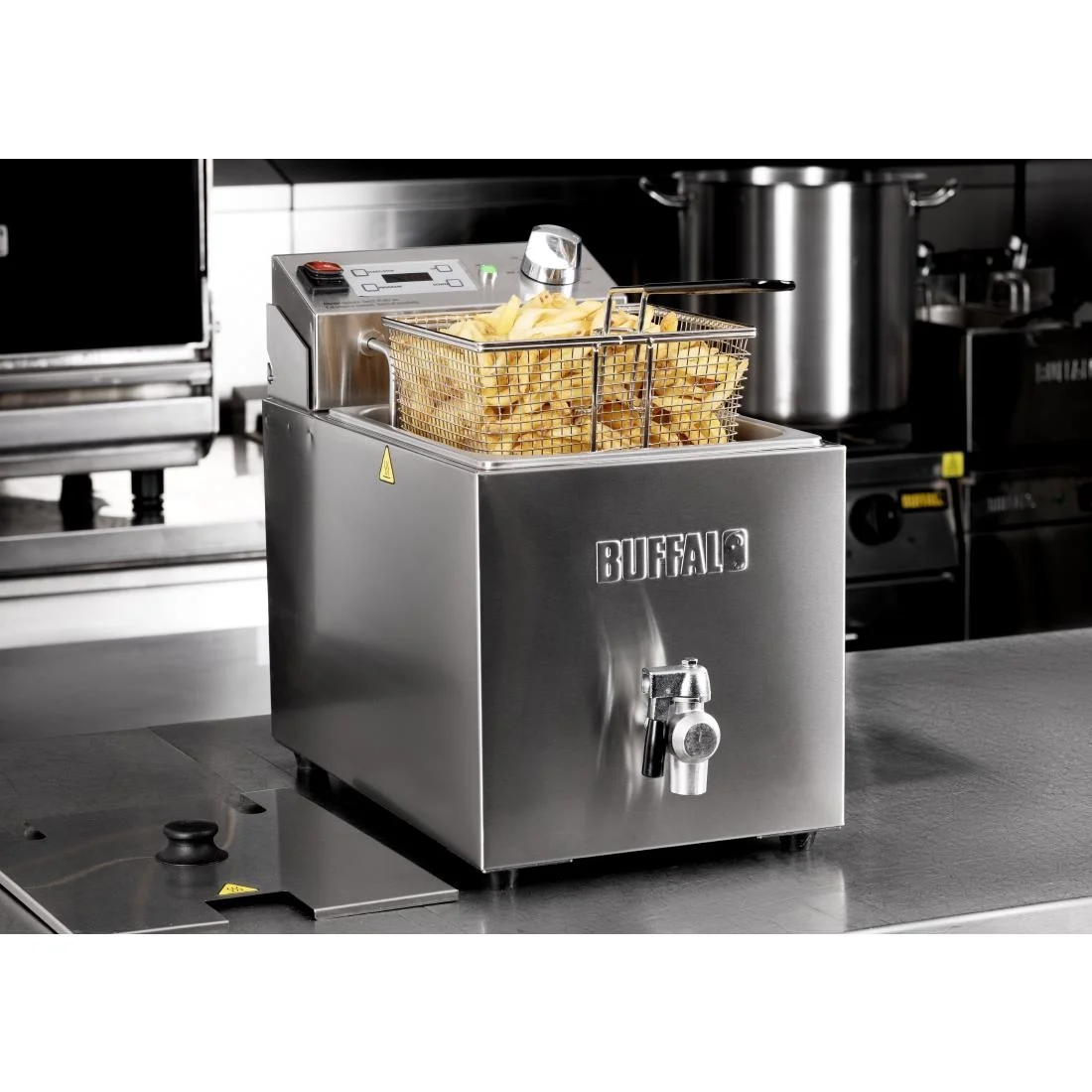 Buffalo Countertop Electric Fryer with Timer 8Ltr - Image 12