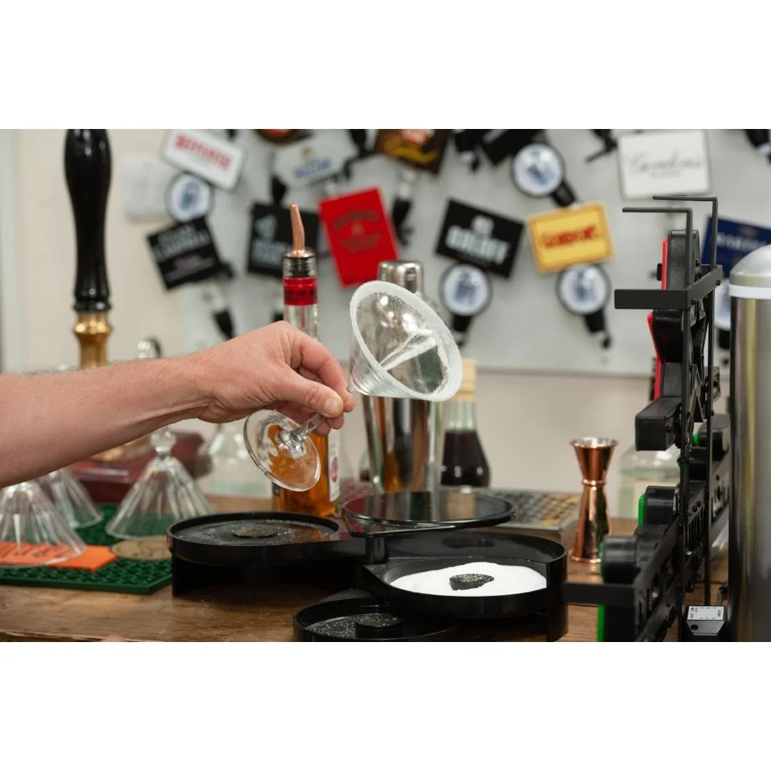 Beaumont Glass Rimmer 3 Tier Black - Image 4