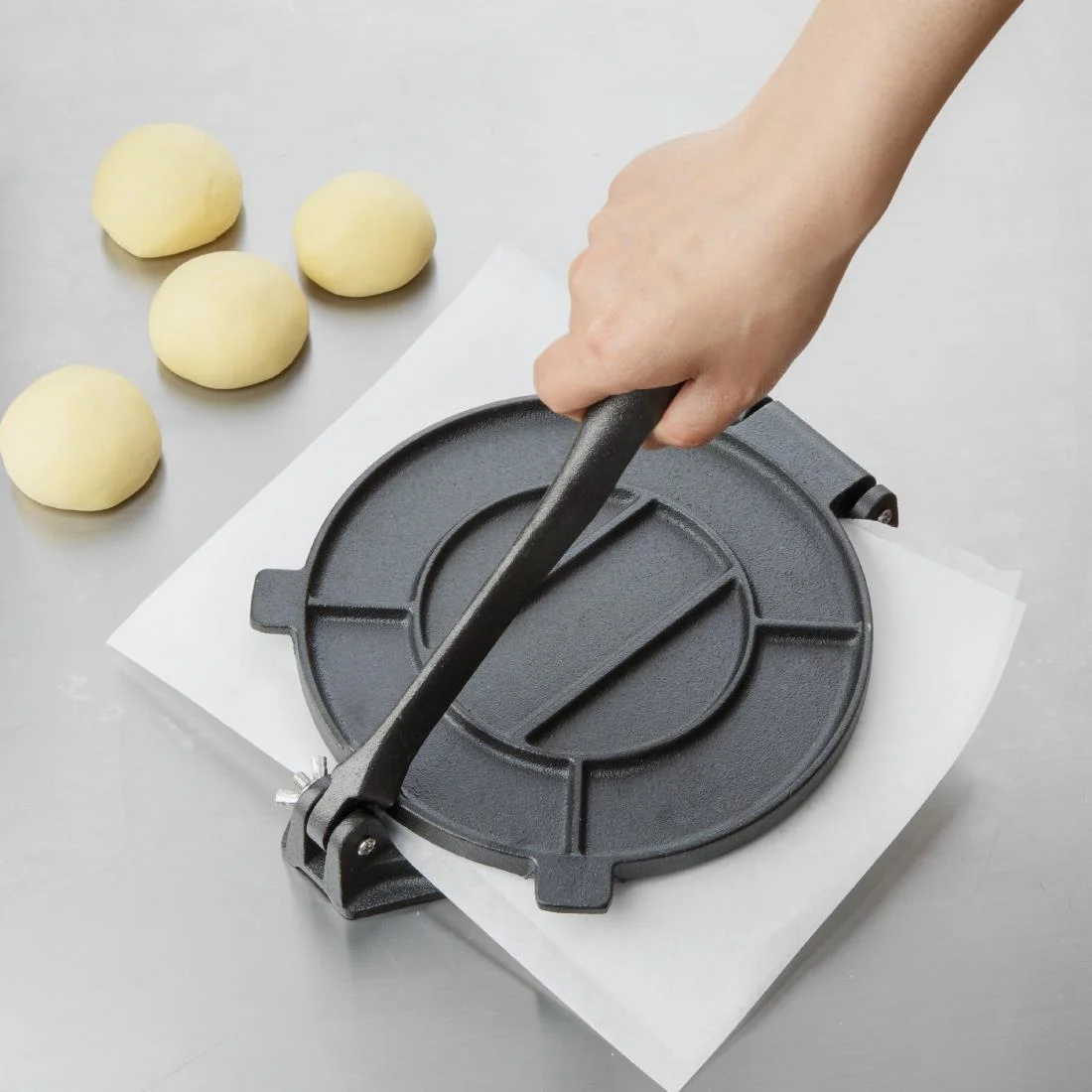 Vogue Cast Iron Tortilla Press 200mm - Image 5