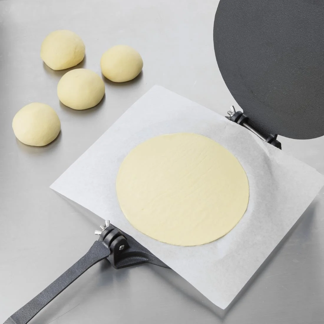 Vogue Cast Iron Tortilla Press 200mm - Image 6
