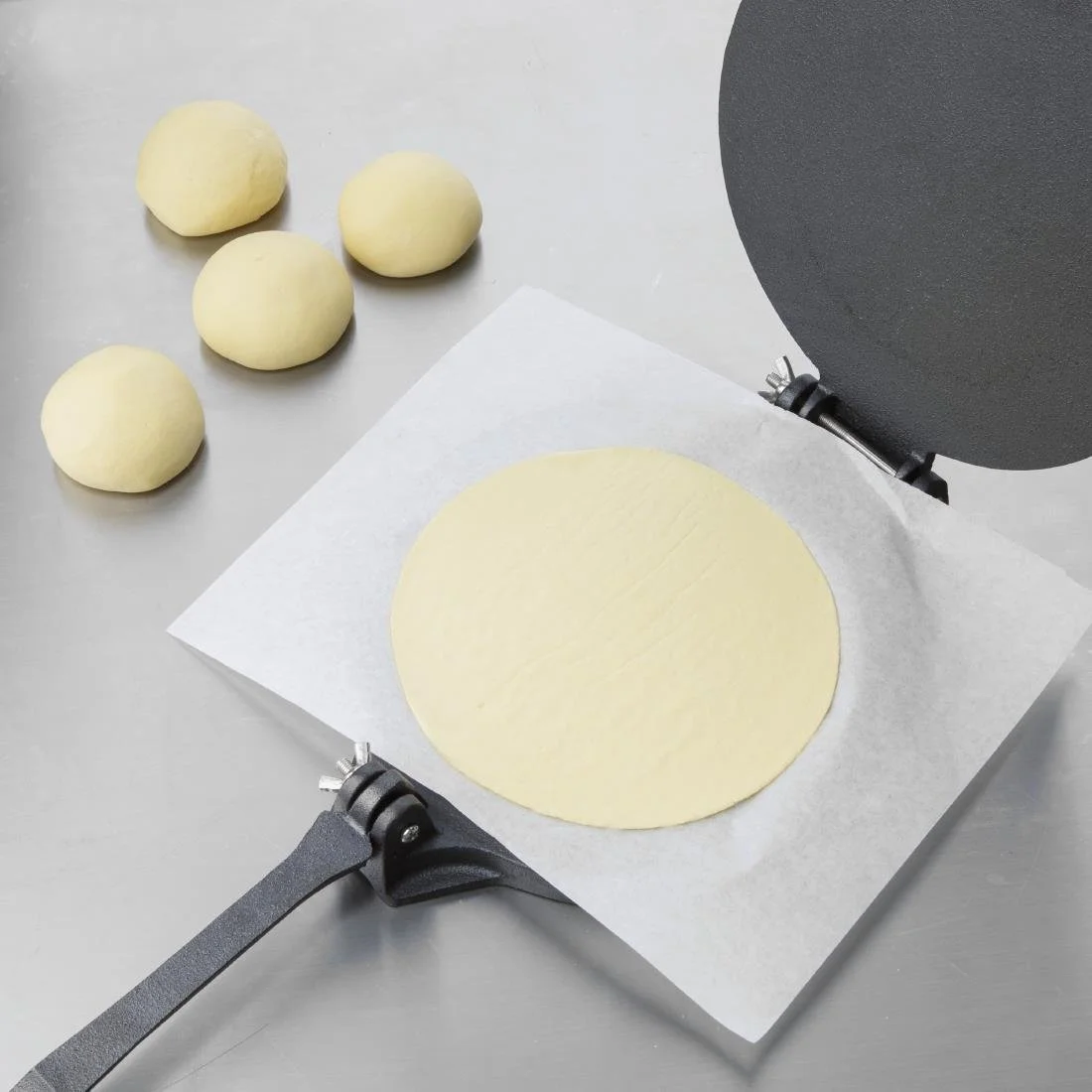 Vogue Cast Iron Tortilla Press 200mm - Image 7