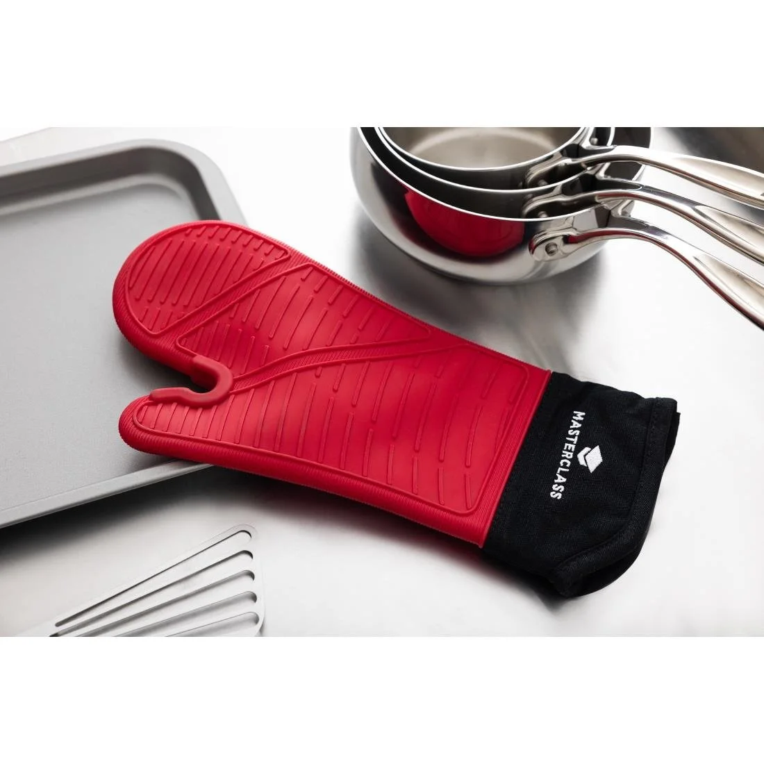 MasterClass Seamless Silicone Oven Mitt with Cotton Sleeve - Image 6