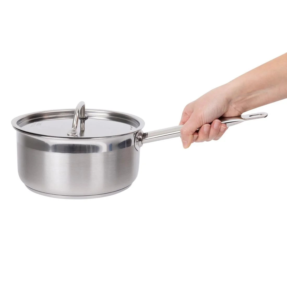 Nisbets Essentials Stainless Steel Saucepan with Lid 20cm - Image 7