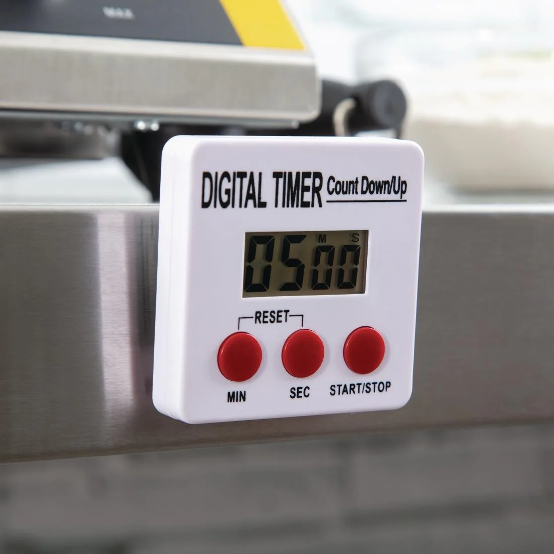 Nisbets Essentials Magnetic Countdown Timer - Image 6