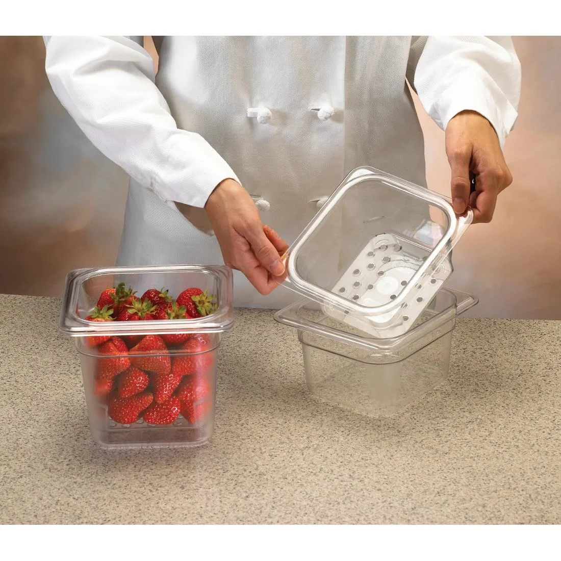 Cambro Polycarbonate 1/6 Gastronorm Pan 100mm - Image 8