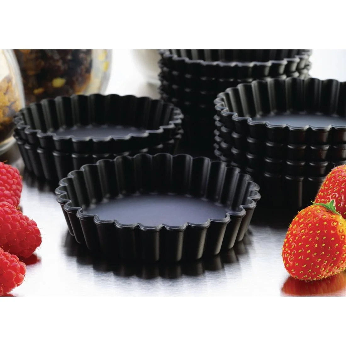 Matfer Exoglass Round Fluted Tartlet Mould 10cm - Image 2
