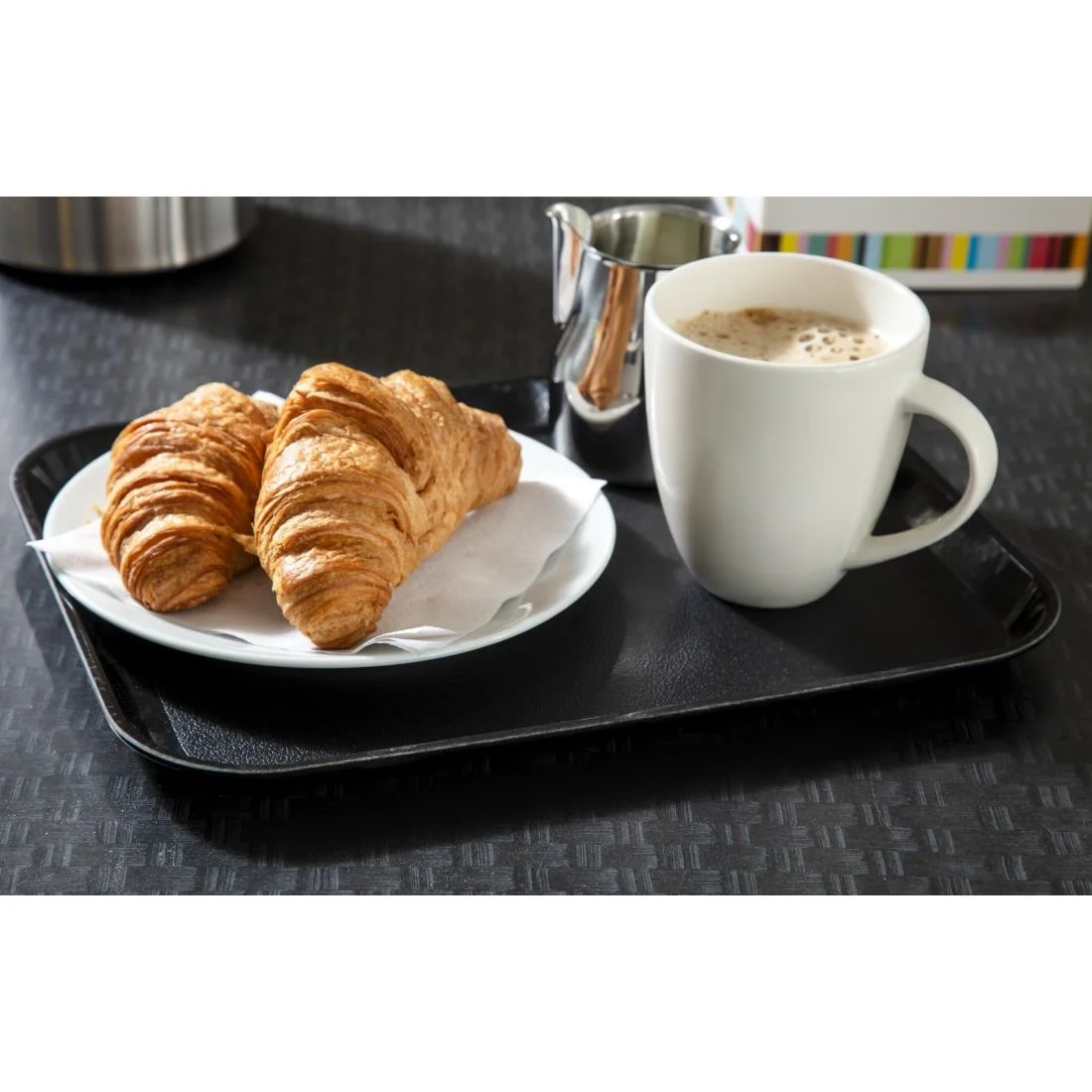 Cambro EpicTread Fibreglass Rectangular Non-Slip Tray Black 350mm - Image 7